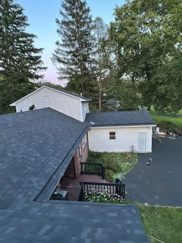 How Metal Roof Installation Handles Harsh Weather